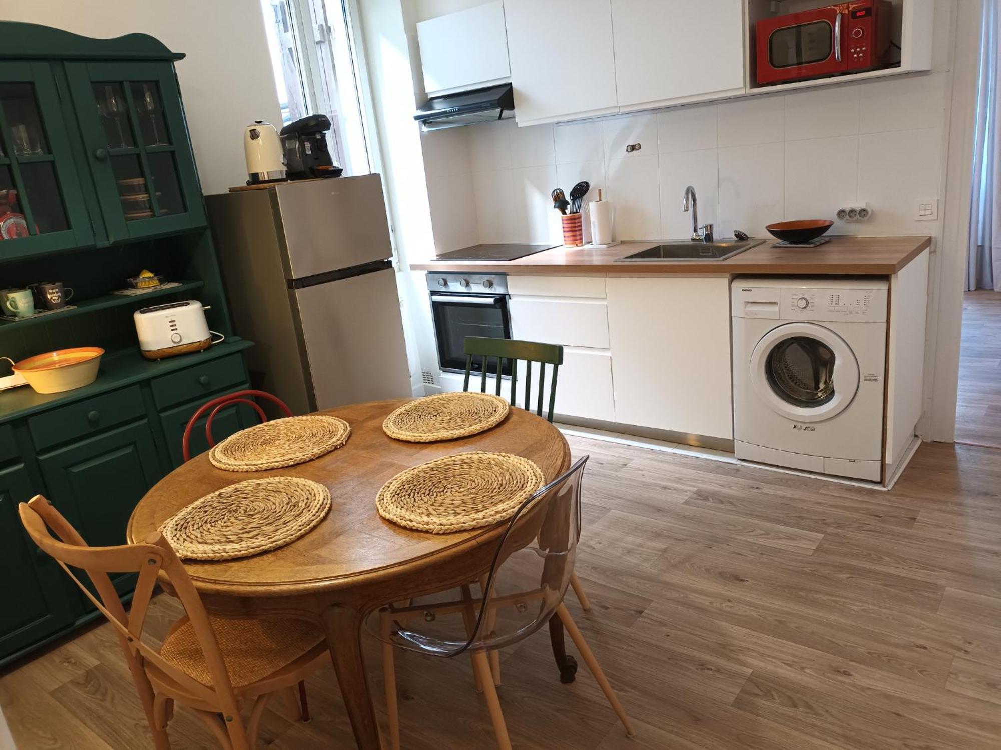 Appartement T2 Renove, Centre-Ville Hendaye, Proche Baie, Sans Ascenseur, Balcon, Calme, Wifi Non Inclus - Fr-1-239-850 מראה חיצוני תמונה